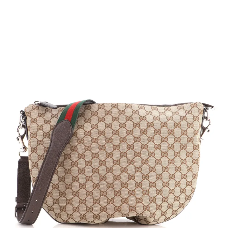 B Messenger Bag GG Canvas Medium made by Gucci