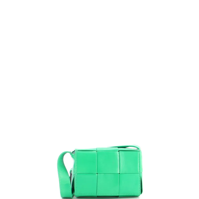 Cassette Crossbody Bag Maxi Intrecciato Leather Candy made by Bottega Veneta