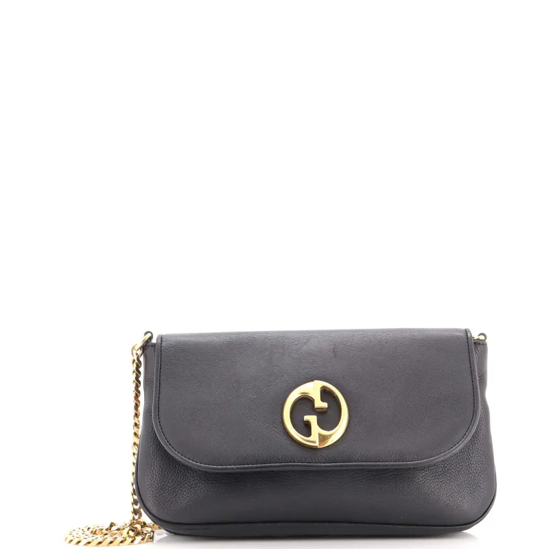 1973 Chain Shoulder Bag Leather Medium made by Gucci