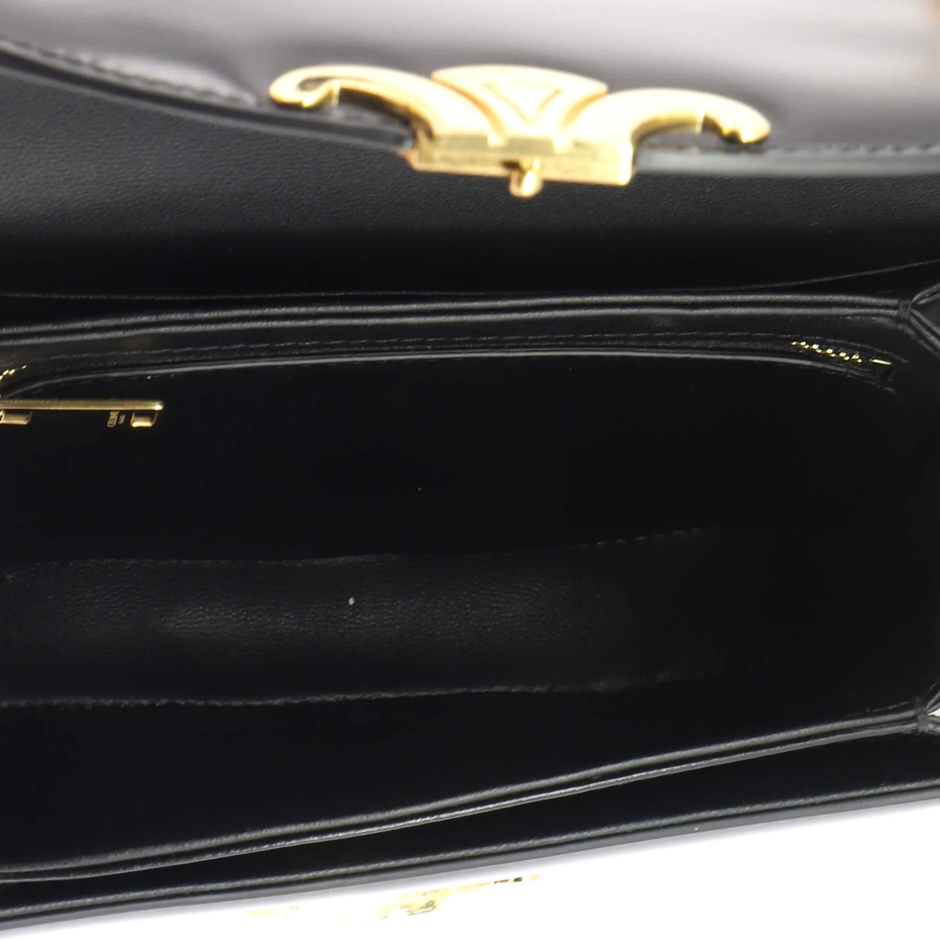Triomphe Besace Clea Chain Flap Bag Leather sold by Zulily product image thumbnail 5
