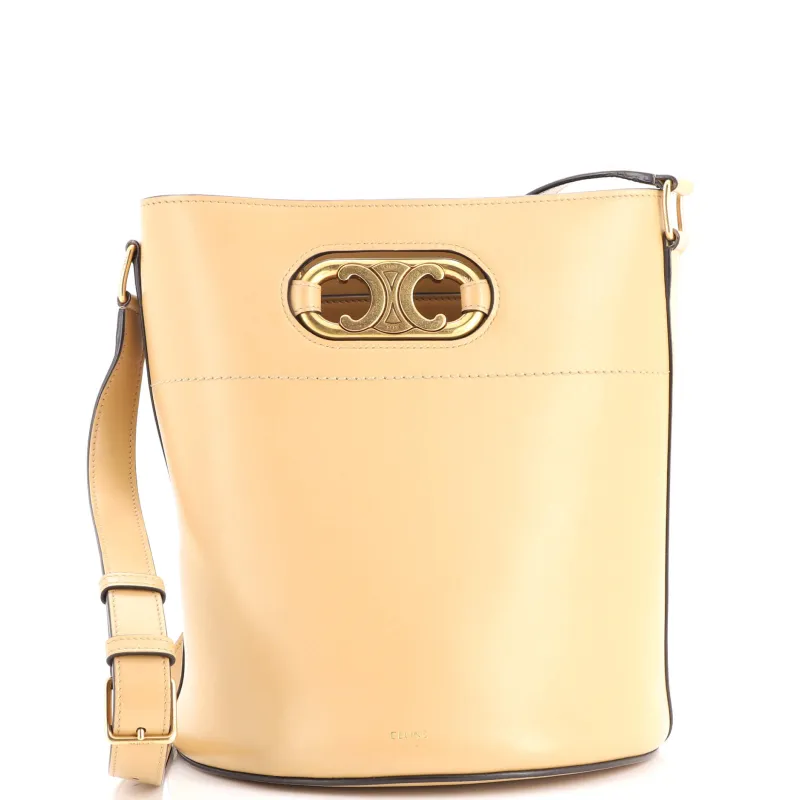 Maillon Triomphe Bucket Bag Leather Medium made by Celine