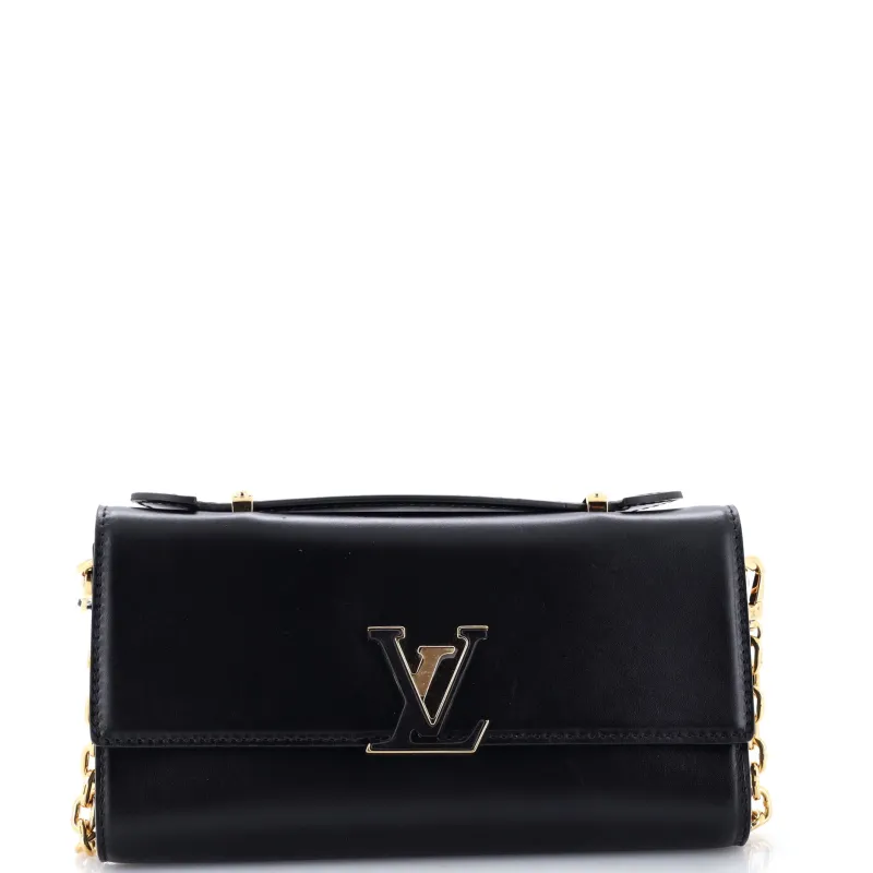 Wallet on Chain Capucines Leather made by Louis Vuitton
