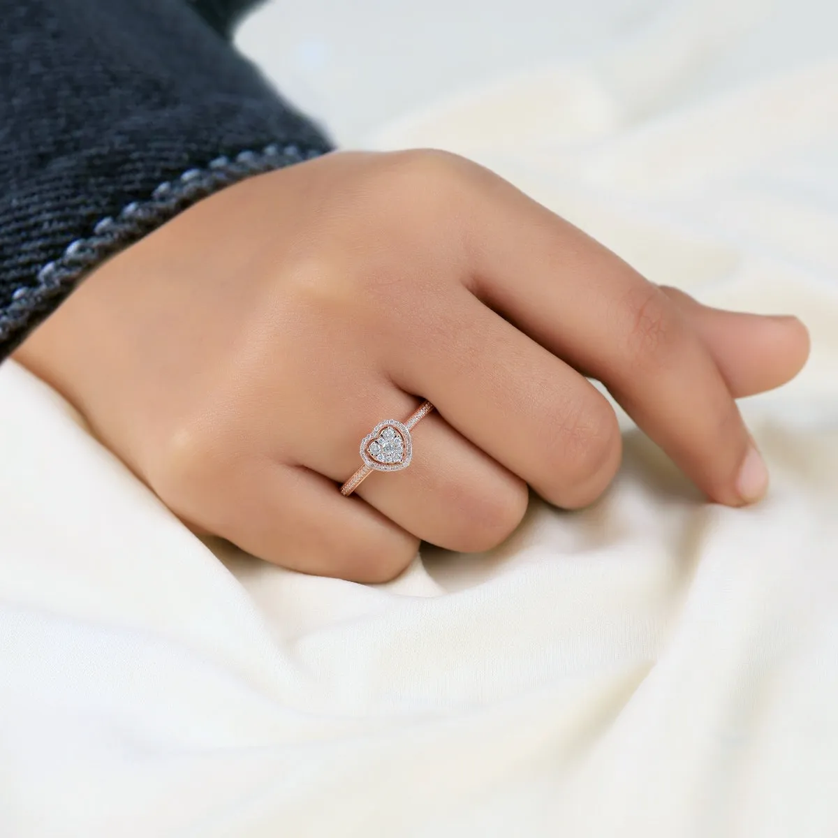 De Couer 10k Rose Gold 1/4ct TDW Diamond Halo Engagement Ring sold by Zulily product image thumbnail 2