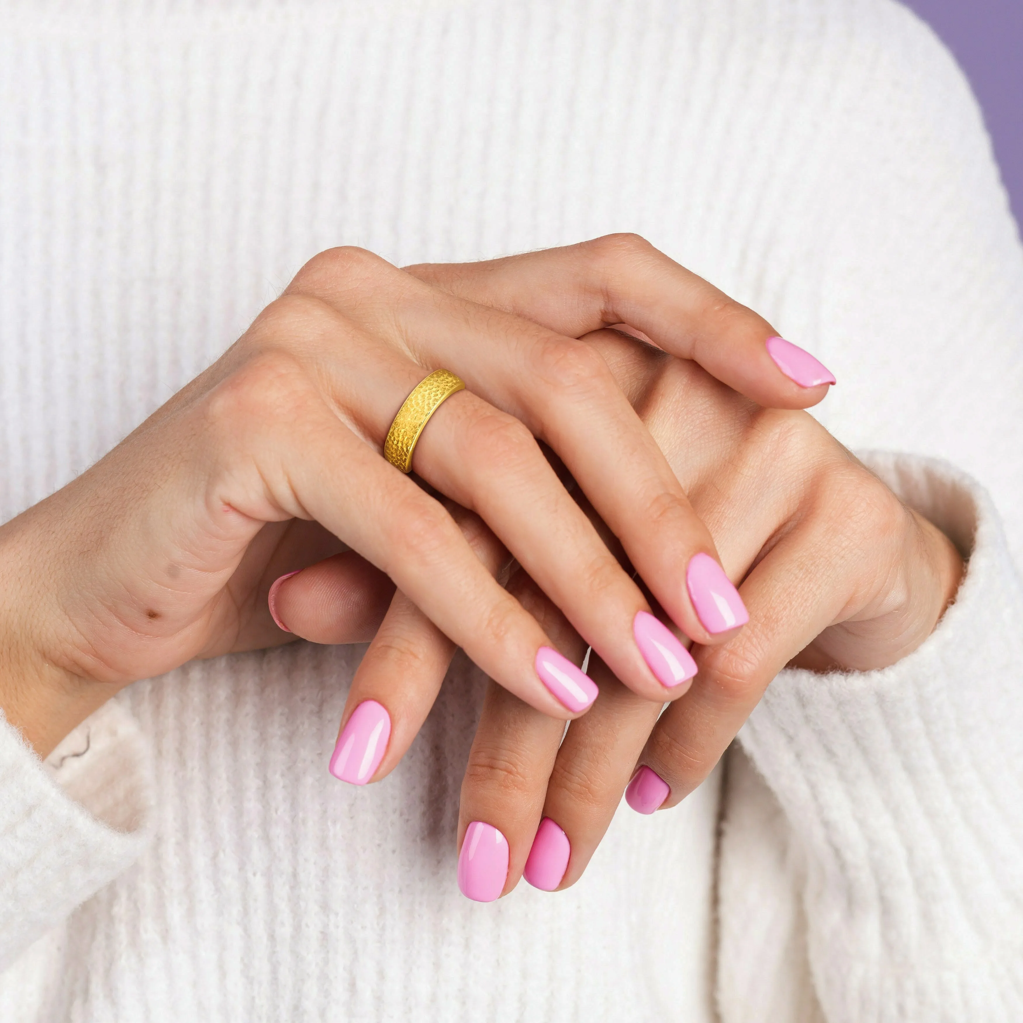 Miadora 6 mm Mens Hammered Finish Wedding Band in 14k Yellow Gold sold by Zulily product image thumbnail 5