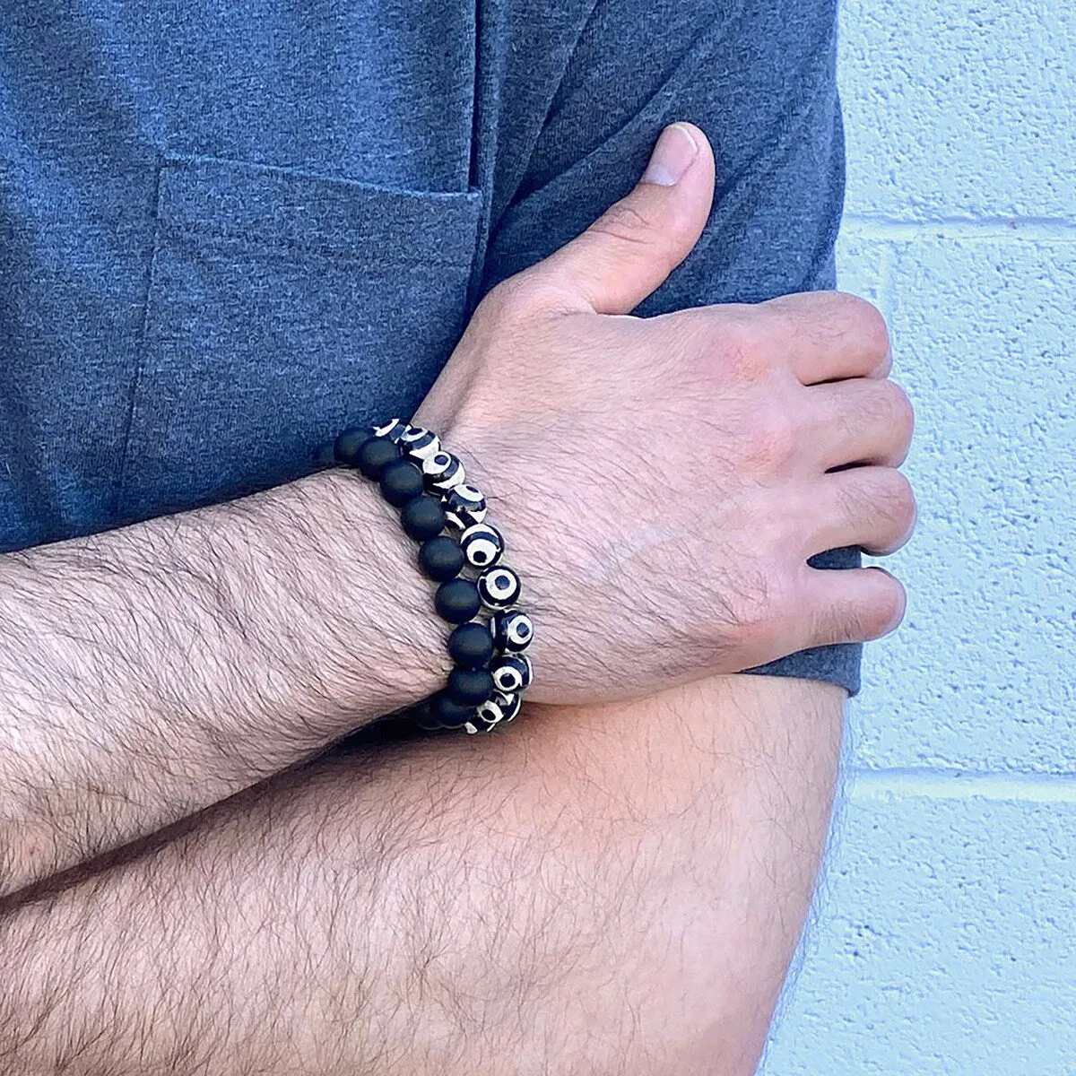 Men's Agate and Matte Onyx Stone Beaded Stretch Bracelet (10mm) sold by Zulily product image thumbnail 4