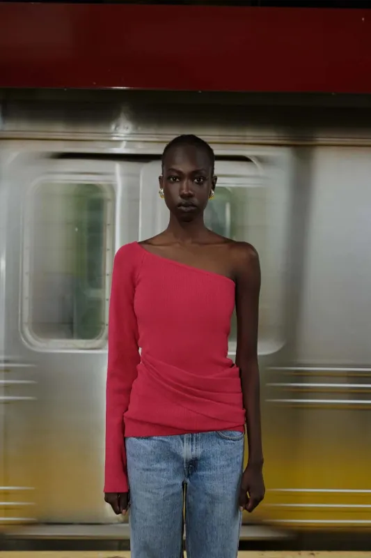 Kairi Top sold by BAOBAB