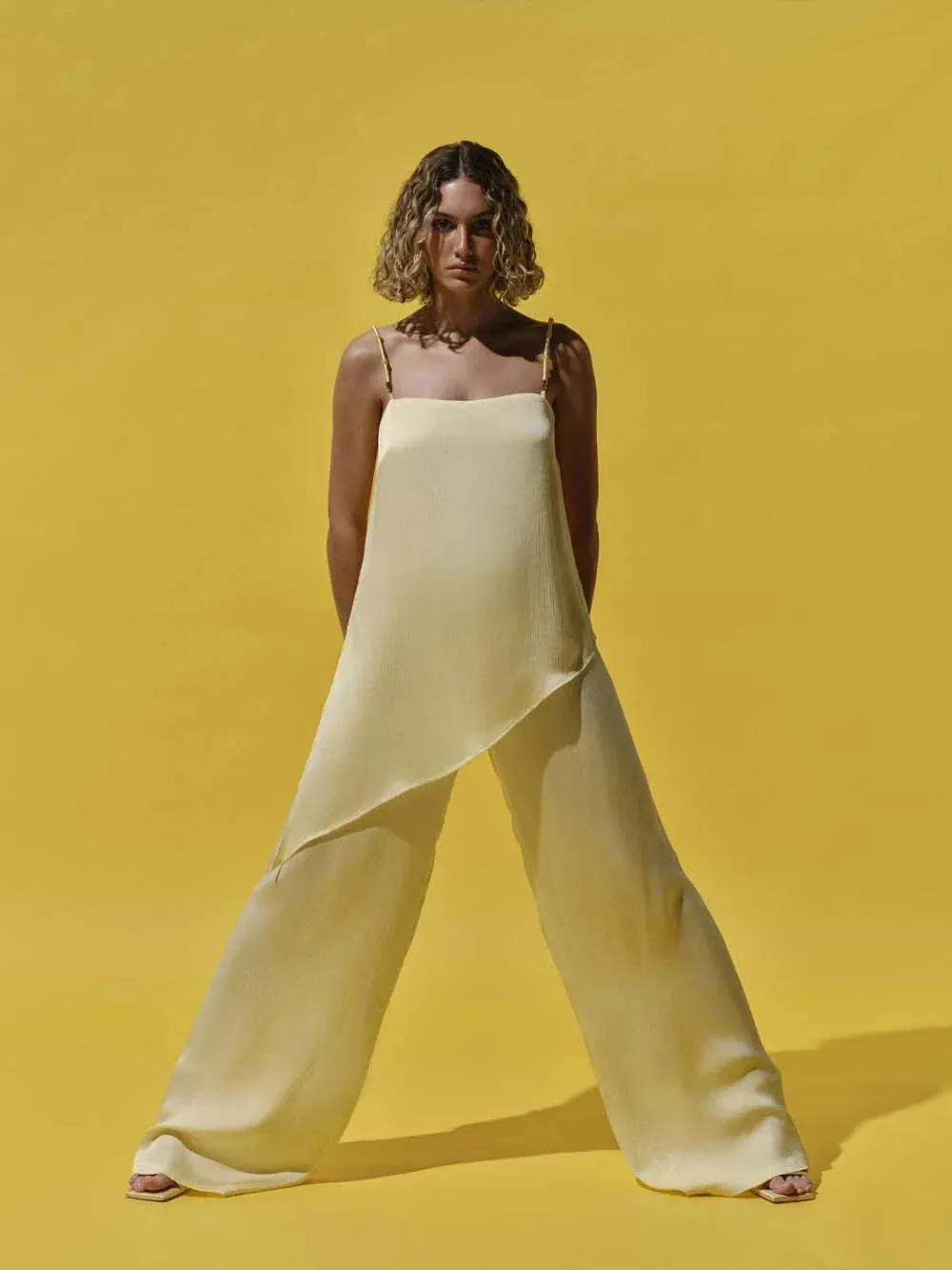 Noa Pants sold by BAOBAB product image thumbnail 5