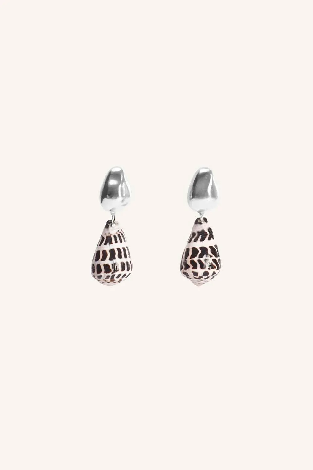 Nassa Earrings sold by BAOBAB product image thumbnail 3