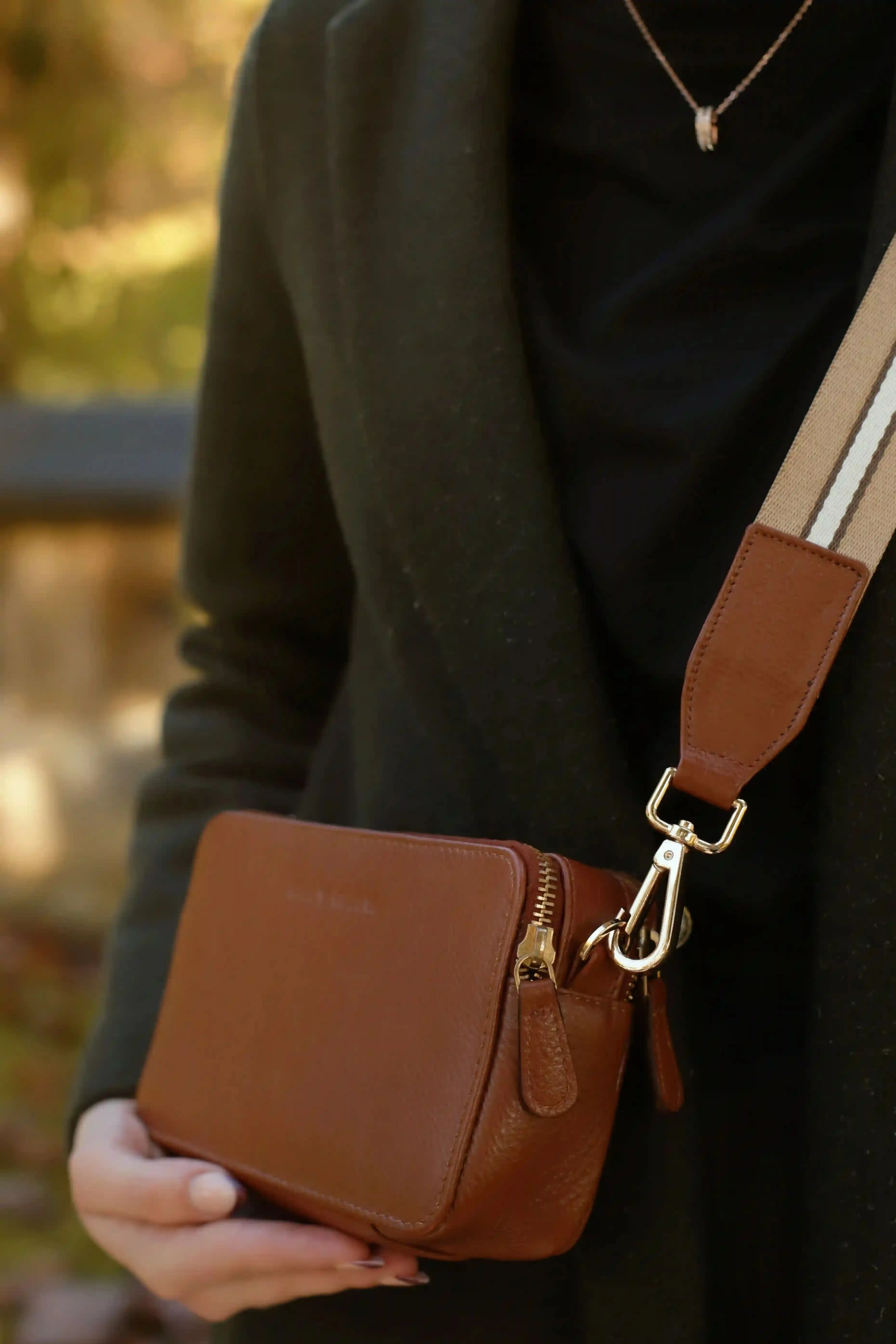 The Leather Crossbody Bag sold by BAYRAW product image thumbnail 4
