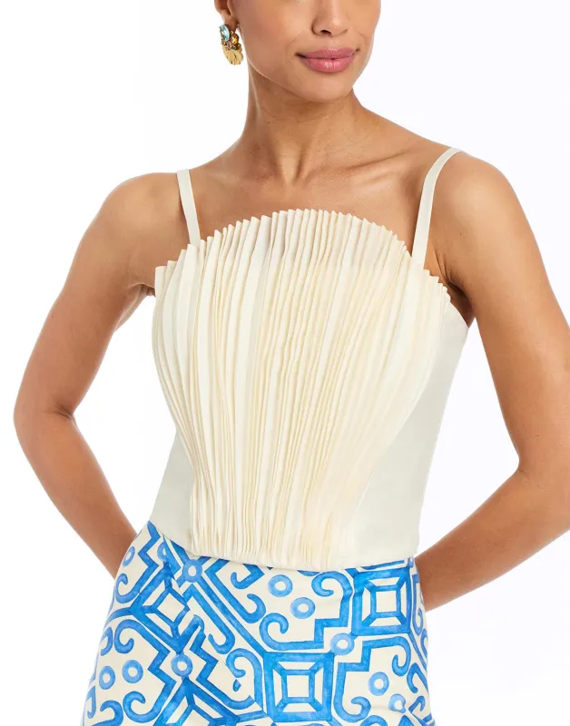 Scallopini Shell Top sold by MESTIZA