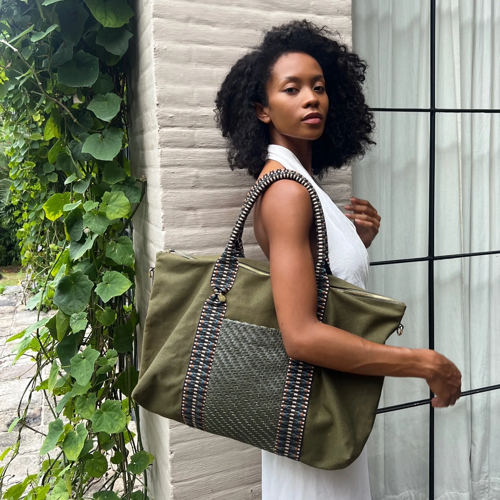 Sayan Canvas and Leather Weekend Bag sold by Stelar product image thumbnail 2