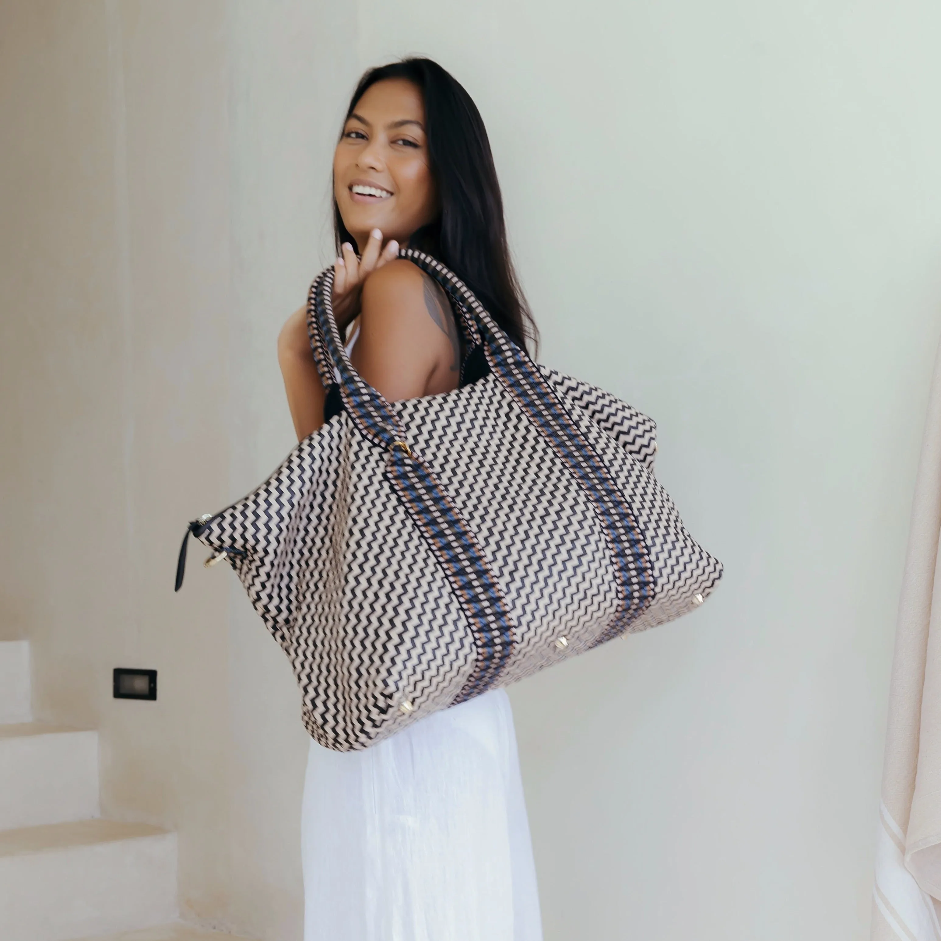 Saroka Leather Weekender Bag sold by Stelar product image thumbnail 2