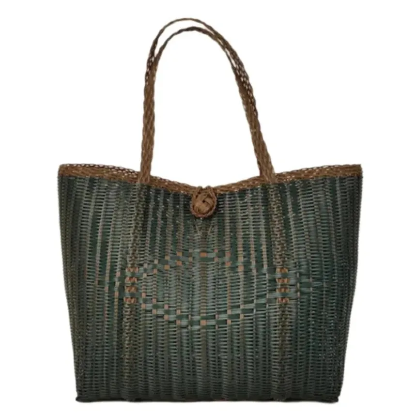 Medium | Garden + Gun sold by The Lilley Line