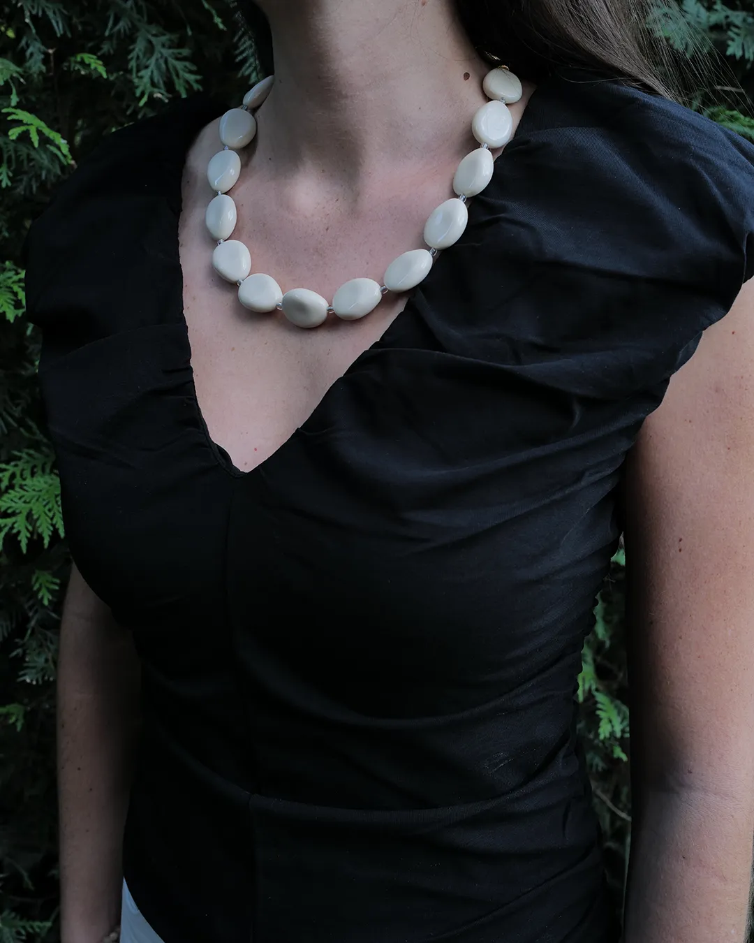 Pochette | Ivory River Stone in White sold by The Lilley Line product image thumbnail 5