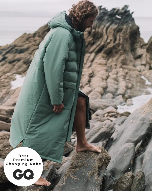 All Weather Puffer Changing Robe - Aventurine Green made by Vivida Lifestyle