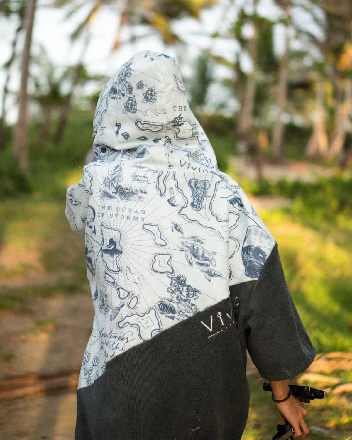 Premium Poncho Towel Changing Robe - Map of Dreams sold by Vivida Lifestyle product image thumbnail 4