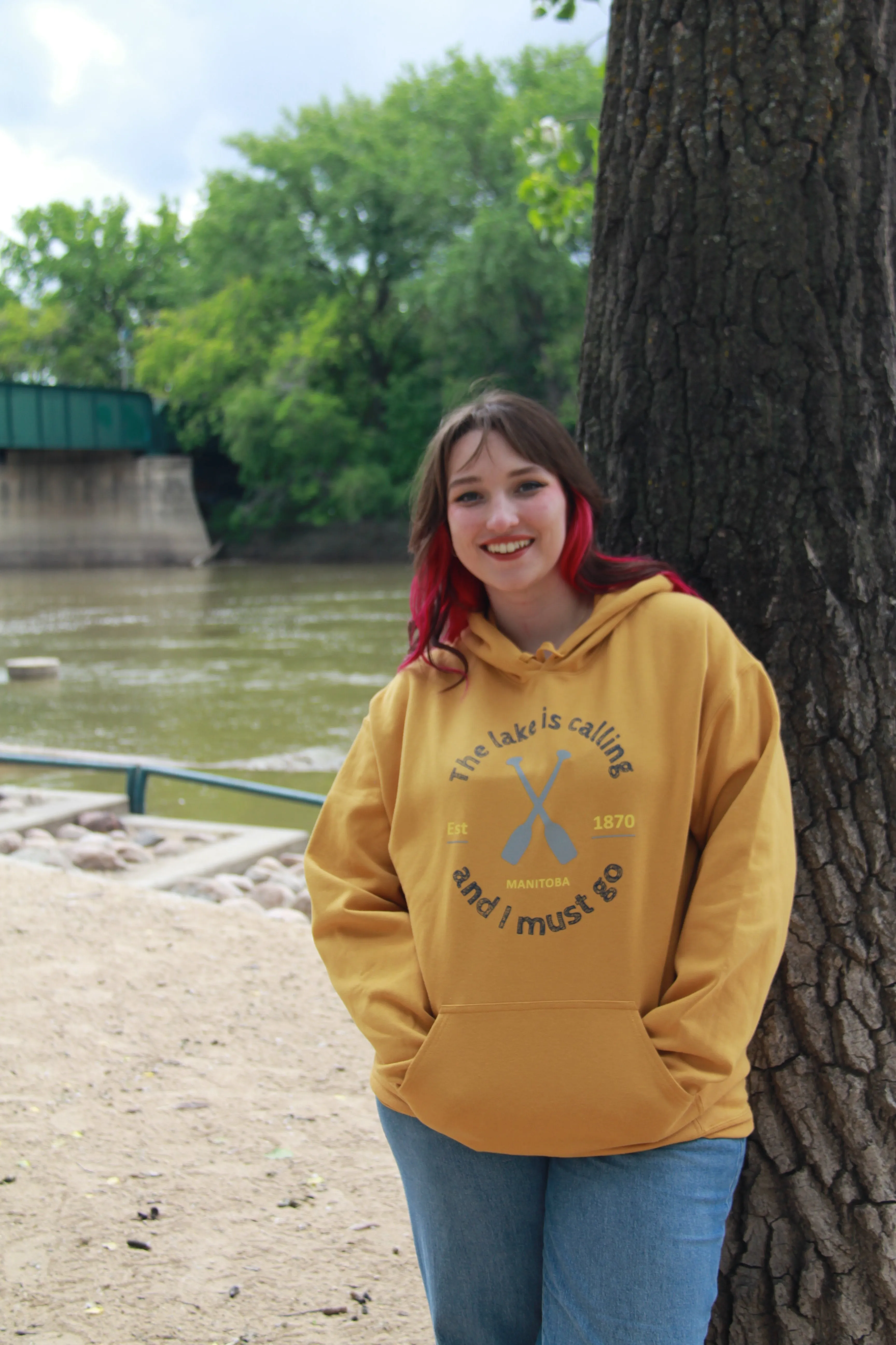THE LAKE IS CALLING HOODIE sold by Oh Canada WPG product image thumbnail 3