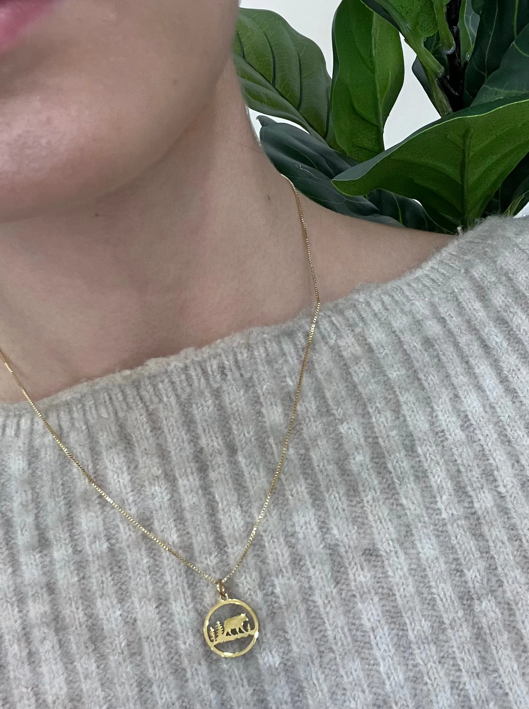 POLAR BEAR NECKLACE sold by Oh Canada WPG product image thumbnail 2