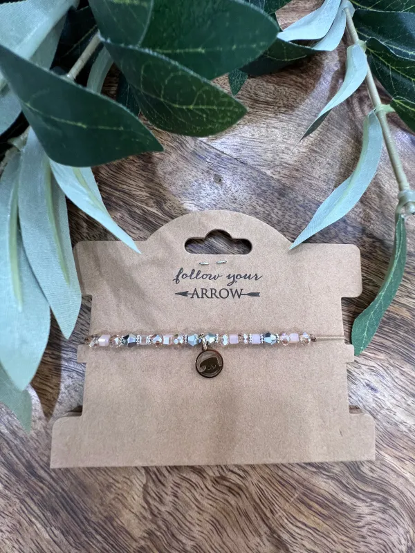 BEAR BRACELET - BEADED sold by Oh Canada WPG