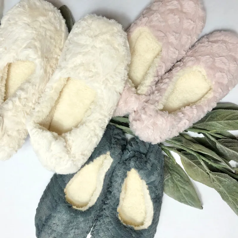 COZY SLIPPERS sold by Oh Canada WPG