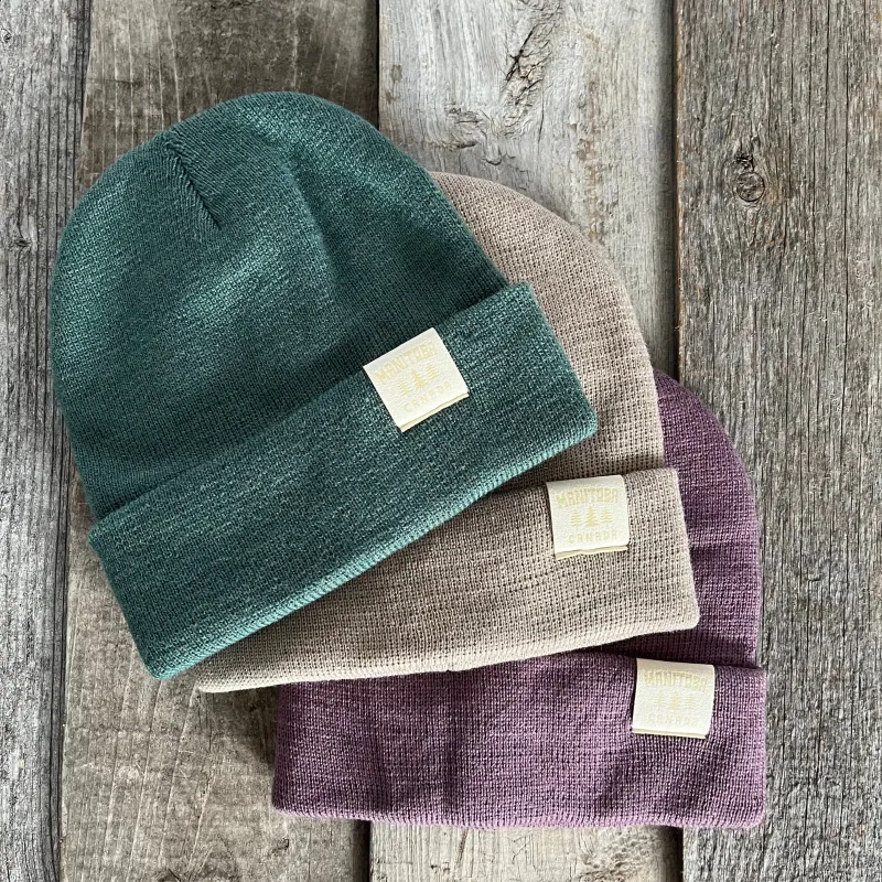 MANITOBA CANADA TREE BEANIE sold by Oh Canada WPG
