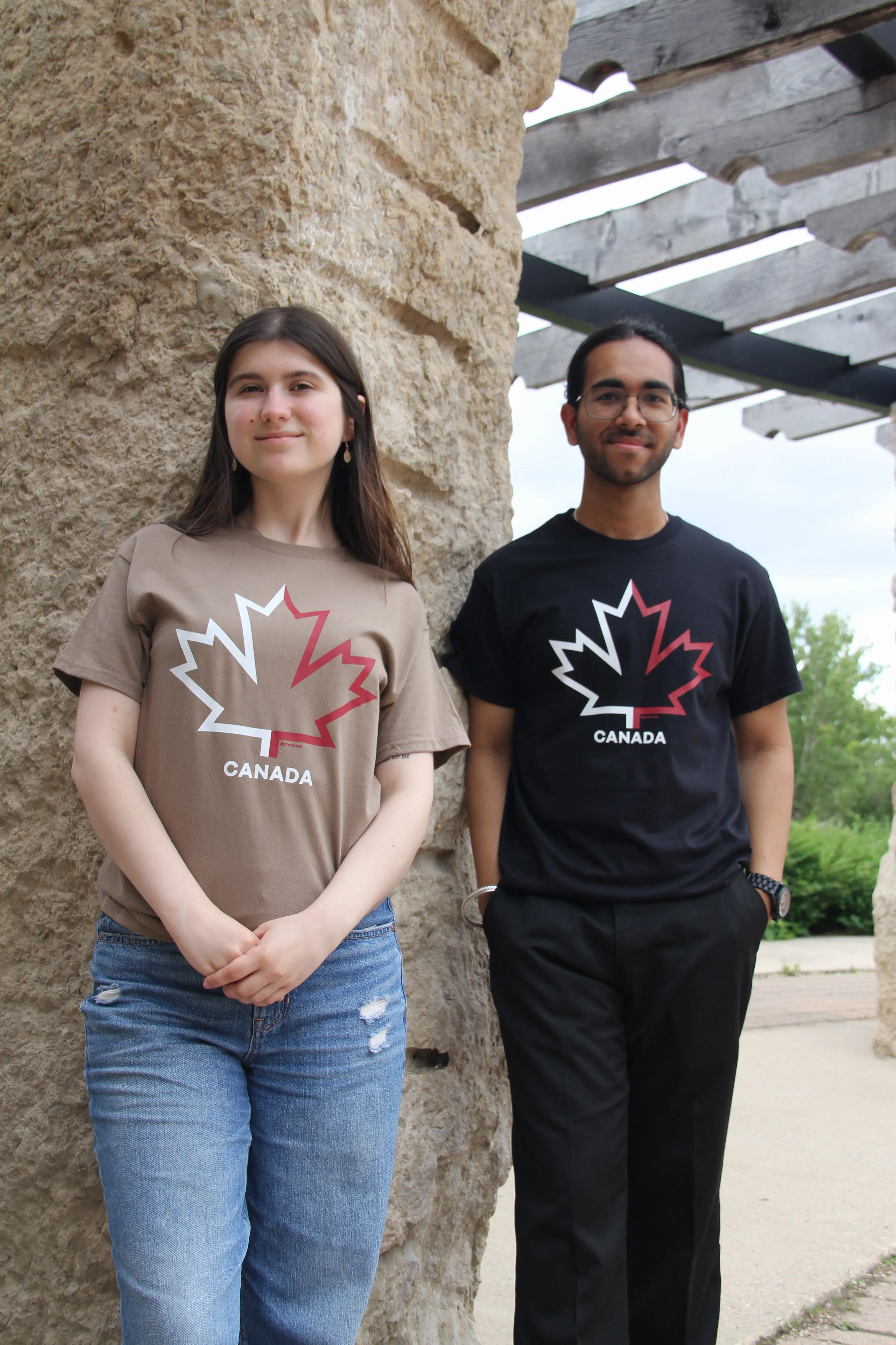 OUTLINE LEAF T-SHIRT sold by Oh Canada WPG