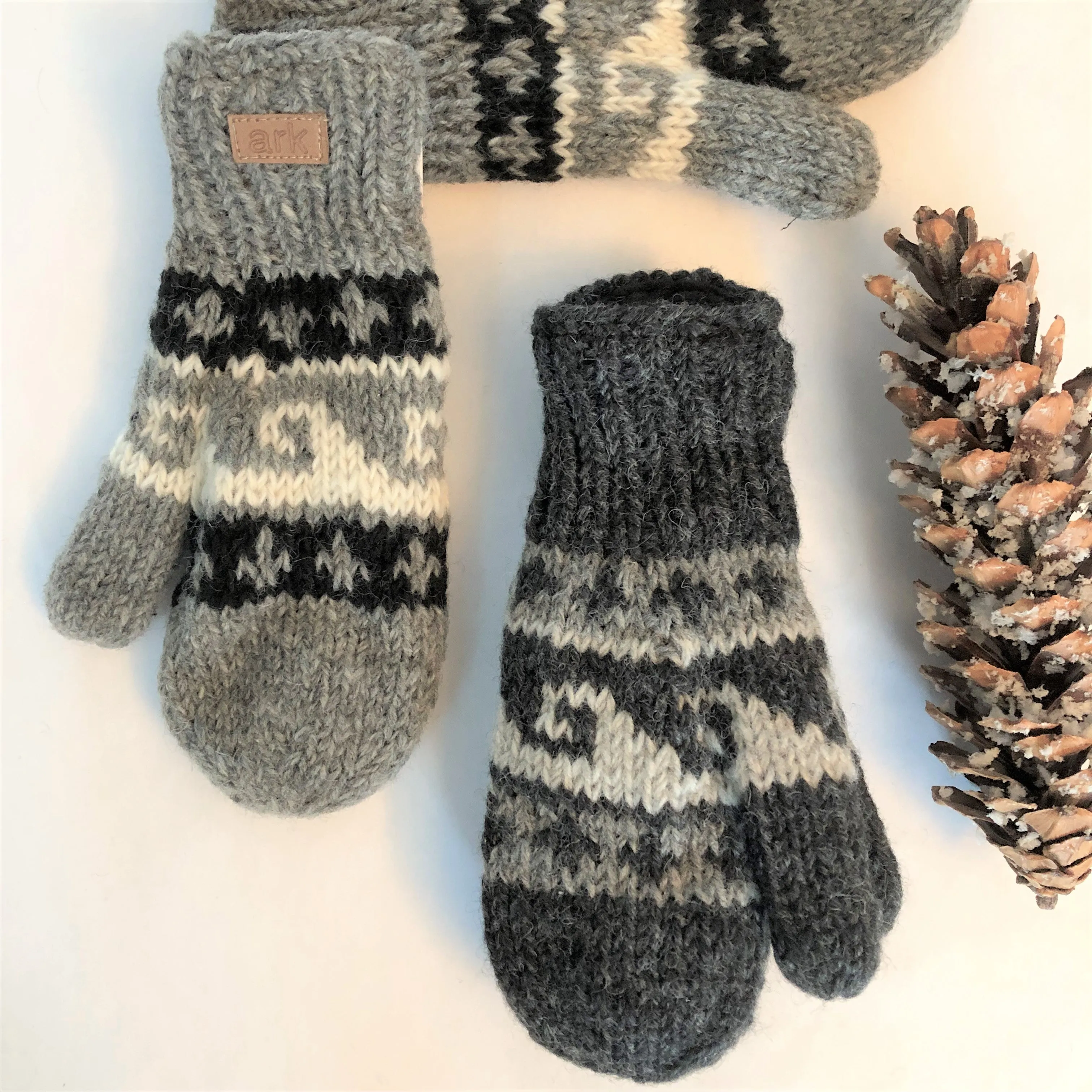 WOOL WAVE MITTS sold by Oh Canada WPG