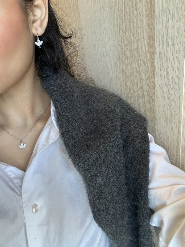 MAPLE GLAM NECKLACE made by Oh Canada WPG