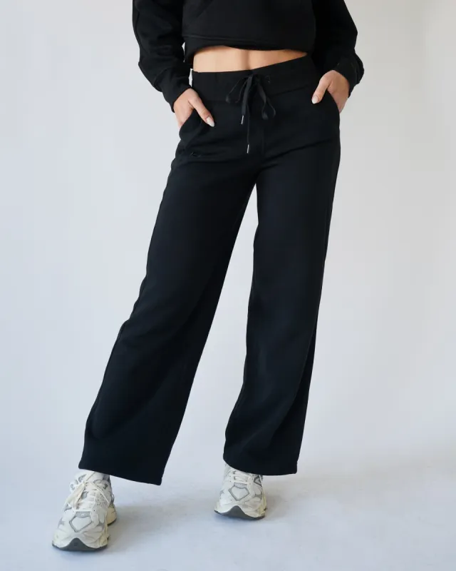 Lounge Straight-leg Sweatpants - Black sold by First Health Apparel