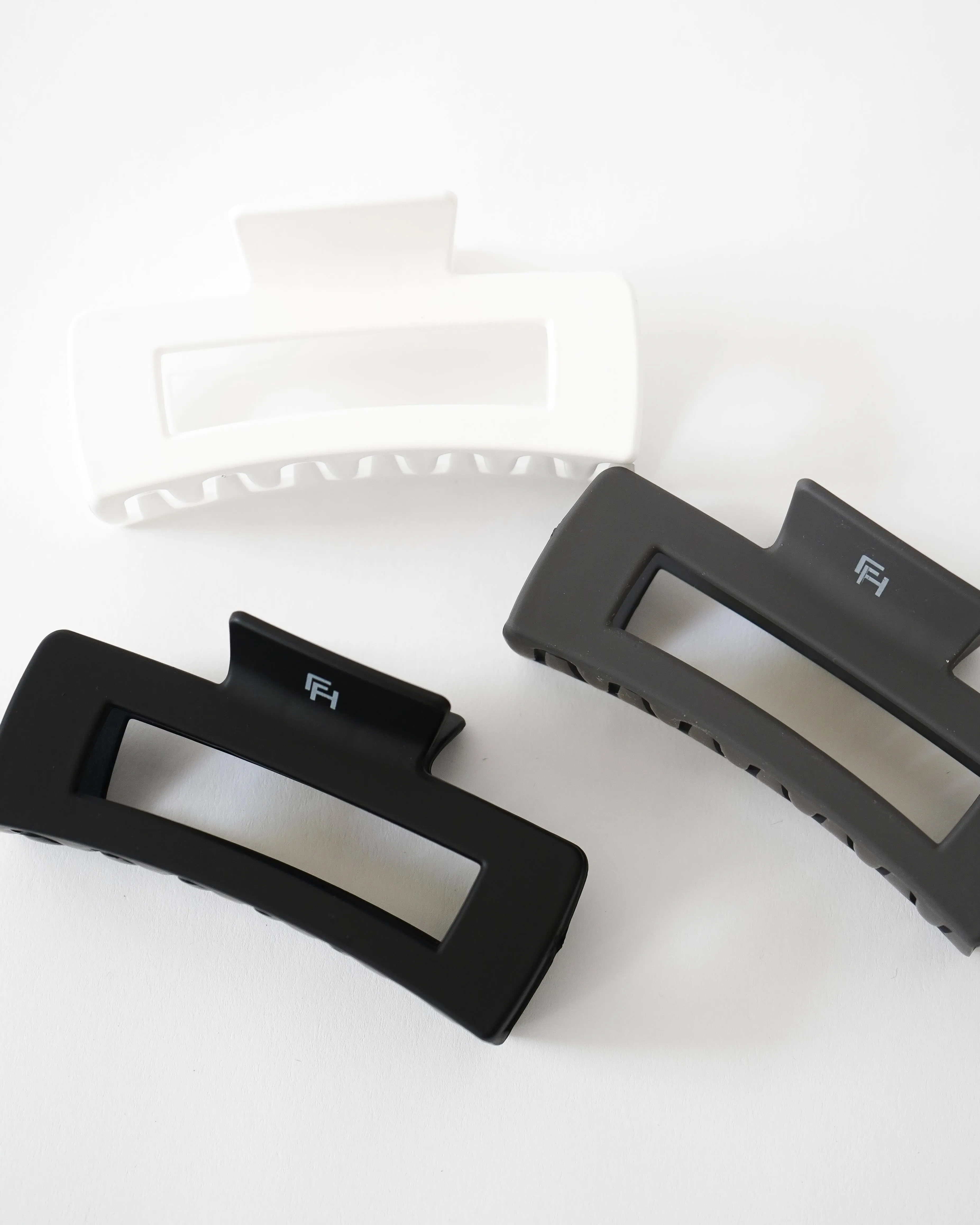 Claw Clip 3 Pack Bundle sold by First Health Apparel product image thumbnail 4