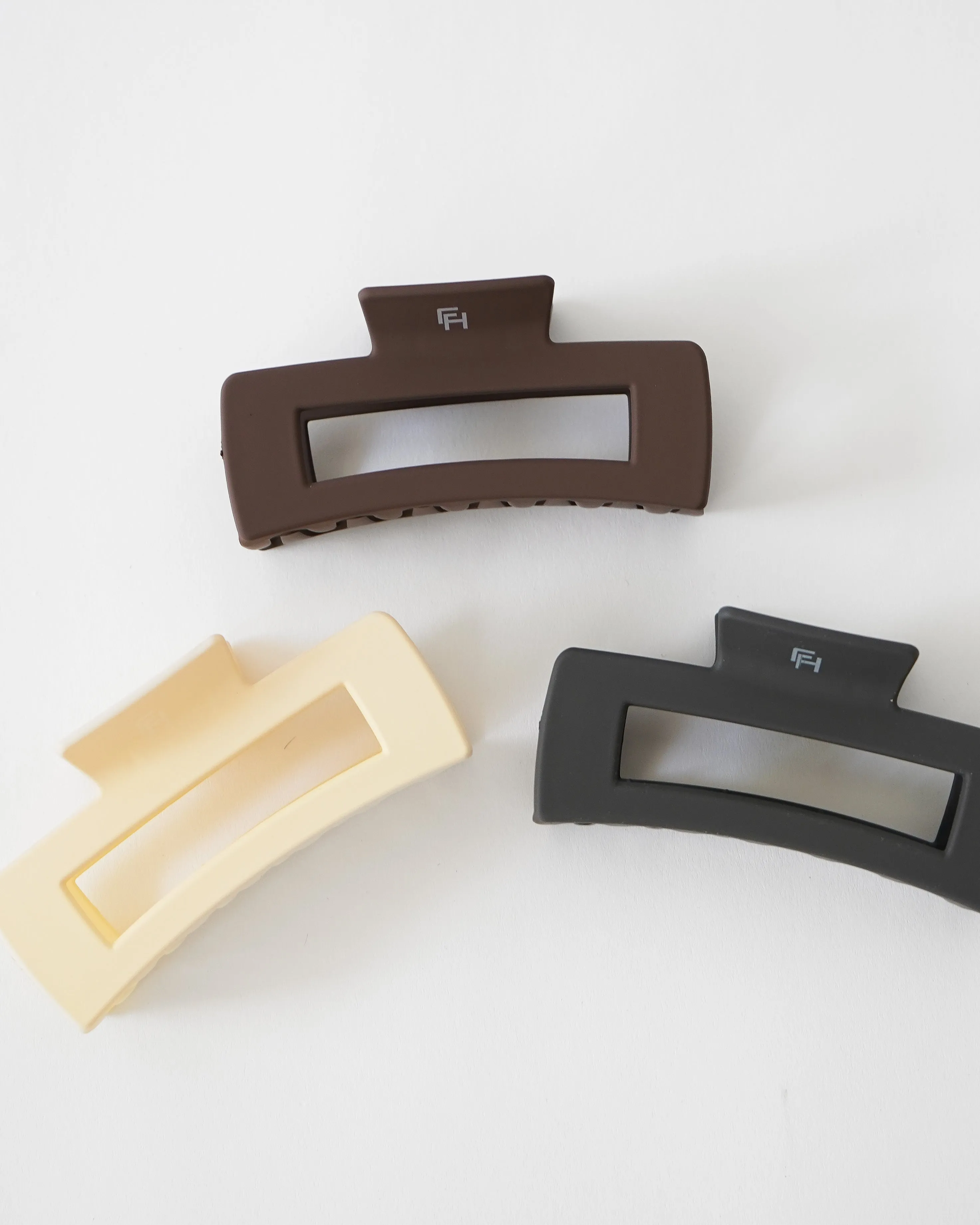 Claw Clip 3 Pack Bundle sold by First Health Apparel product image thumbnail 3