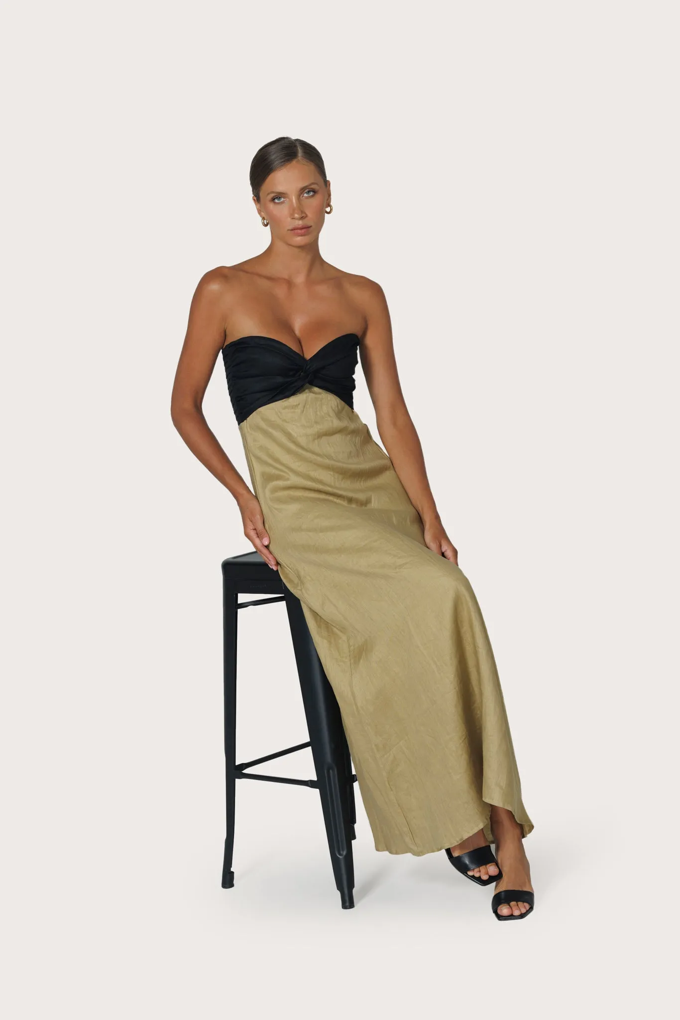 Melody Contrast Maxi Linen Dress in Cafe sold by LUSANA product image thumbnail 3
