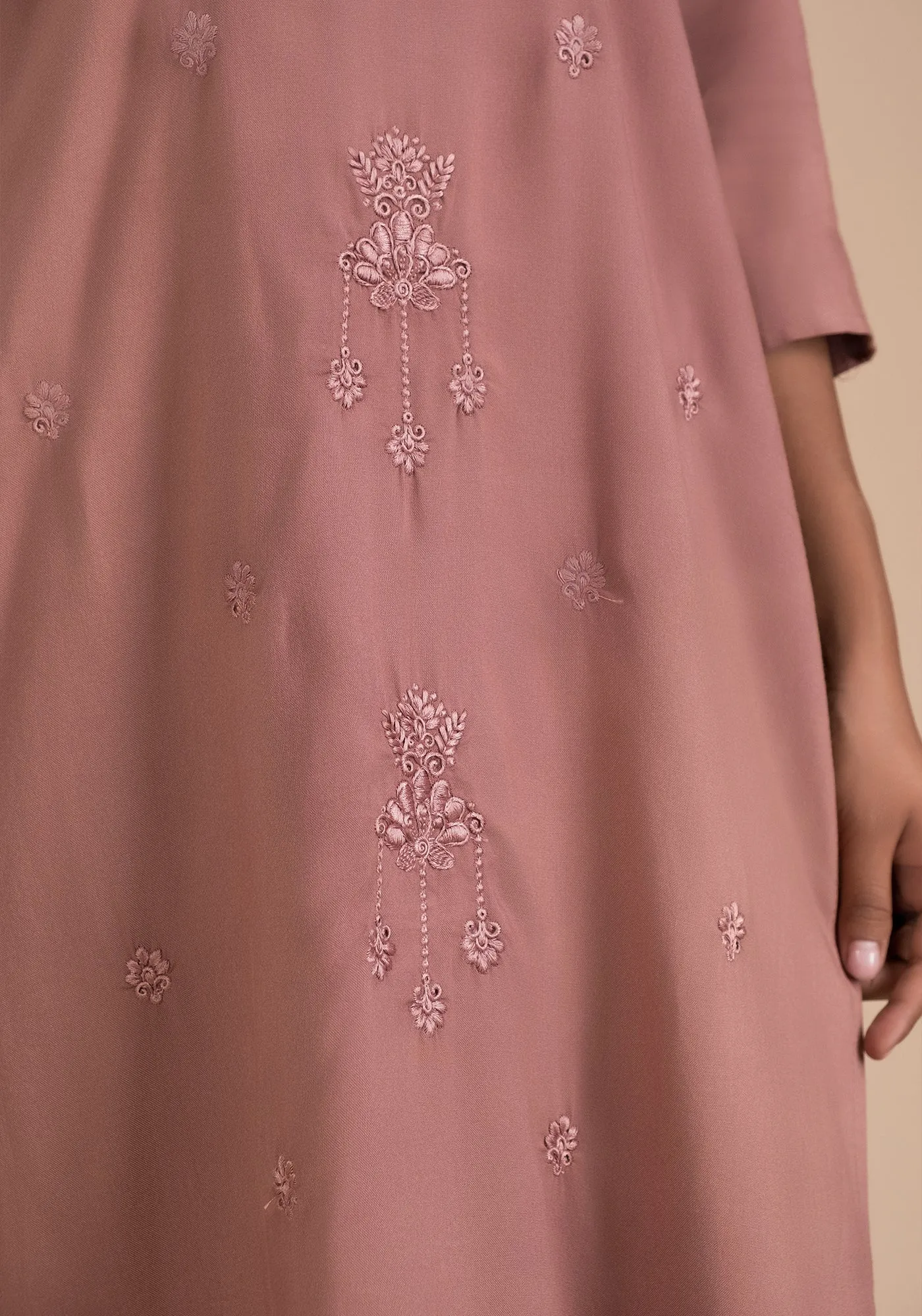 Ladies Kurti 1 Pcs sold by TopTen-Mart product image thumbnail 3