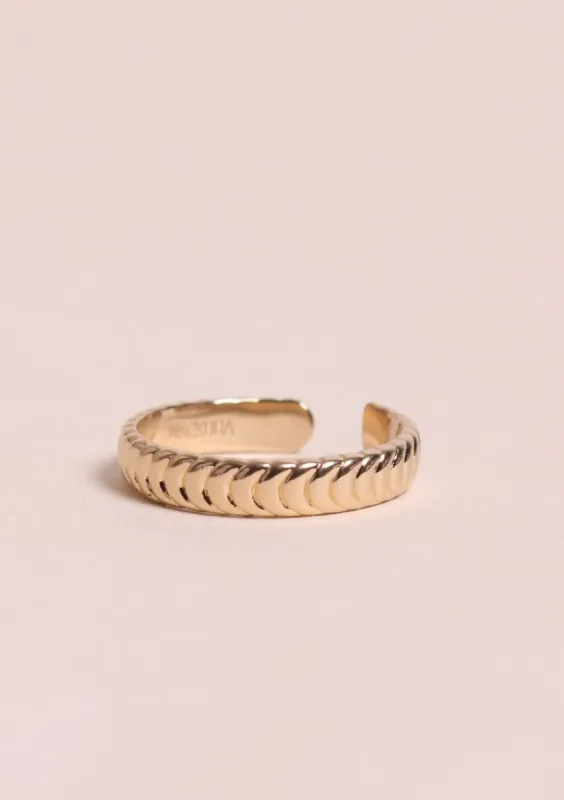 Bague Claude sold by Waekura