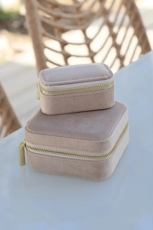 La Mini Boite à Bijoux - Beige nude sold by Waekura