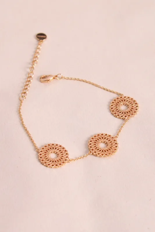 Bracelet Flora sold by Waekura