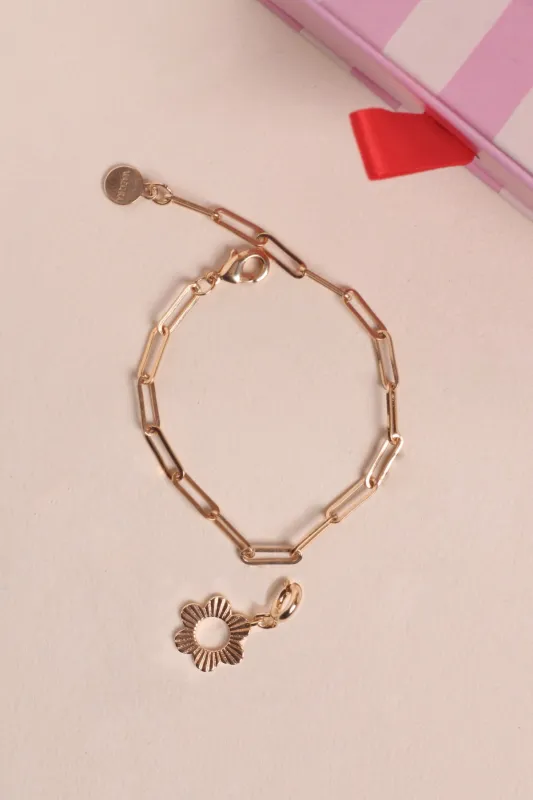 Bracelet Flower sold by Waekura