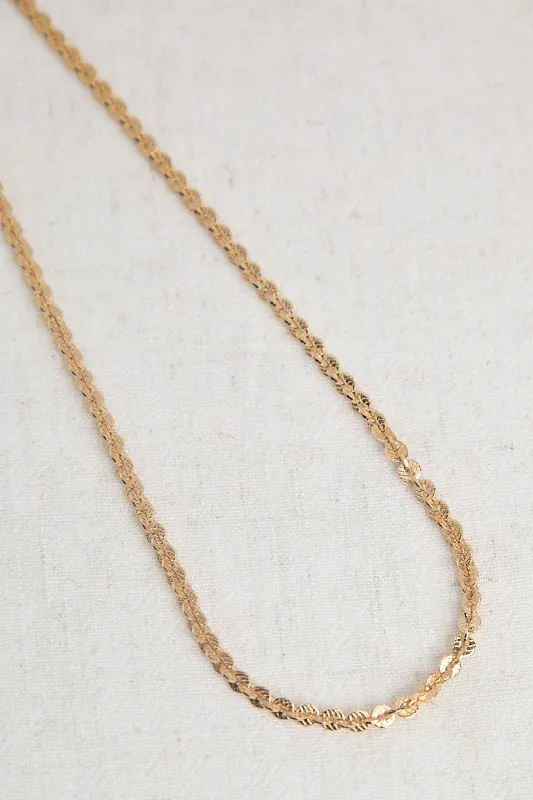 Collier Pio sold by Waekura