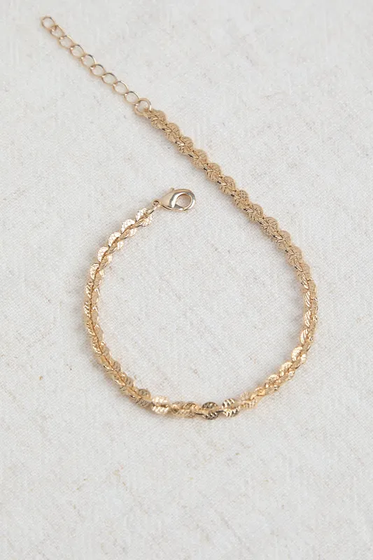 Bracelet Pio sold by Waekura