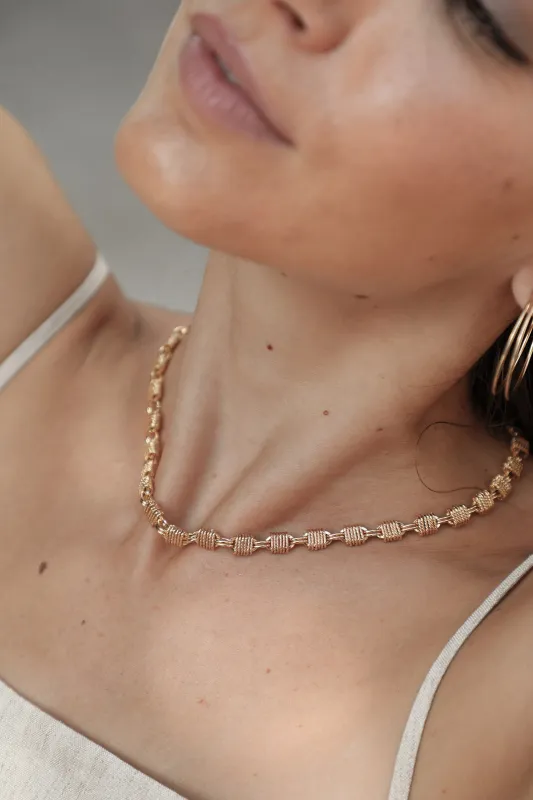 Collier Kiran sold by Waekura