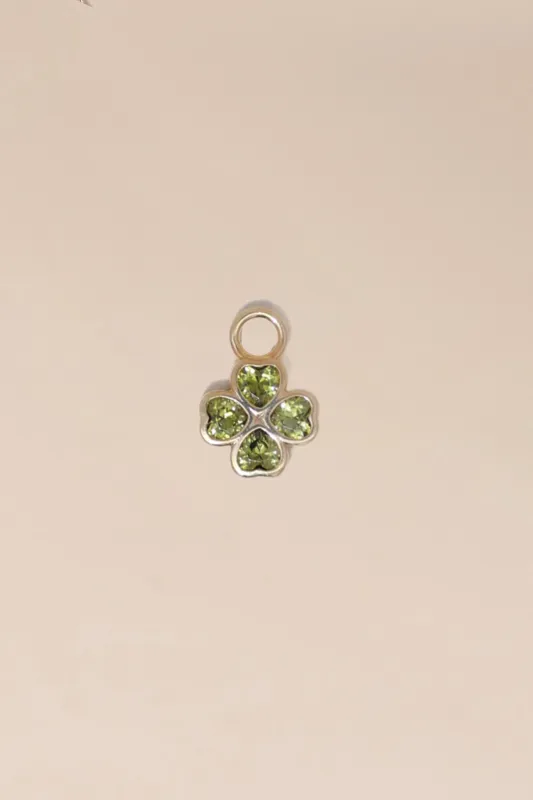 Charms Trèfle made by Waekura