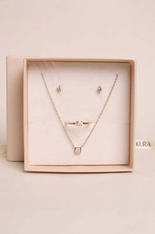 Coffret Parure Blanche sold by Waekura