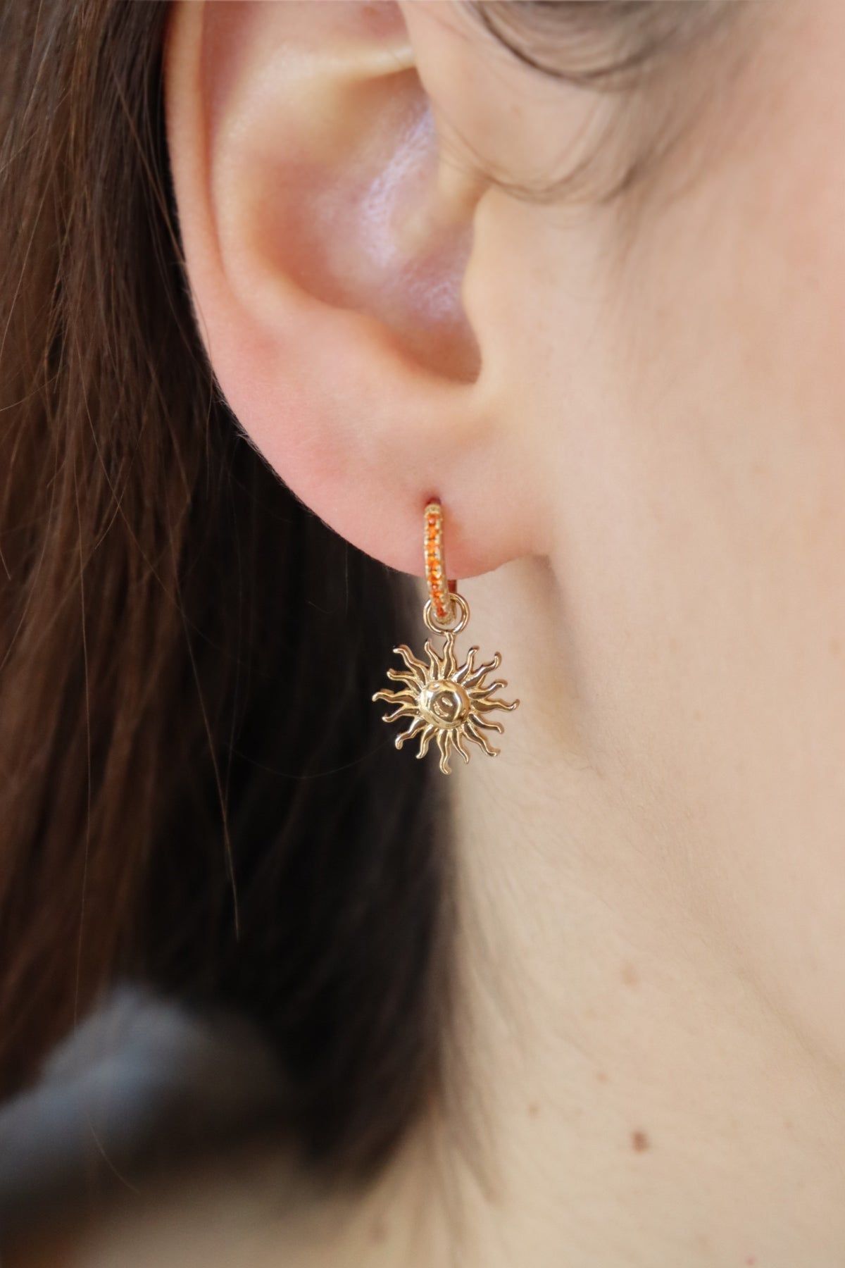 Mini créoles orange sold by Waekura product image thumbnail 2