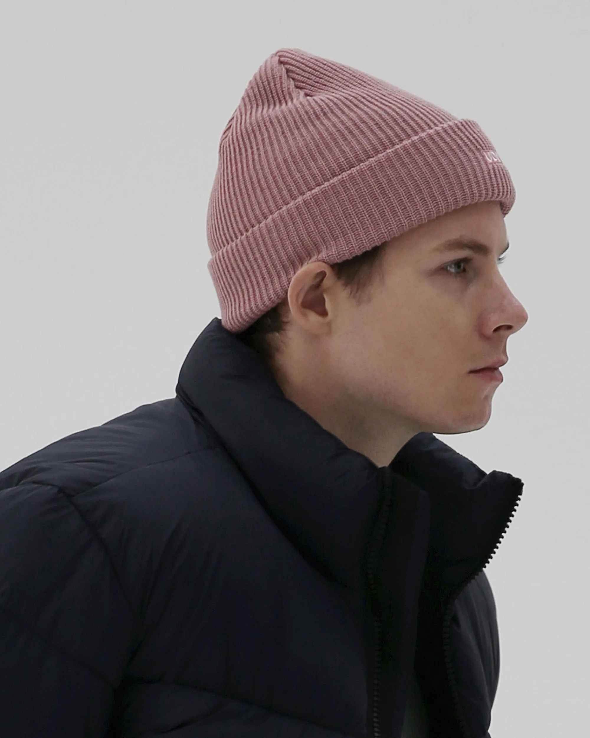 BEANIE / LONG TAIL / BOX LOGO / I PINK sold by Undercontrol product image thumbnail 2