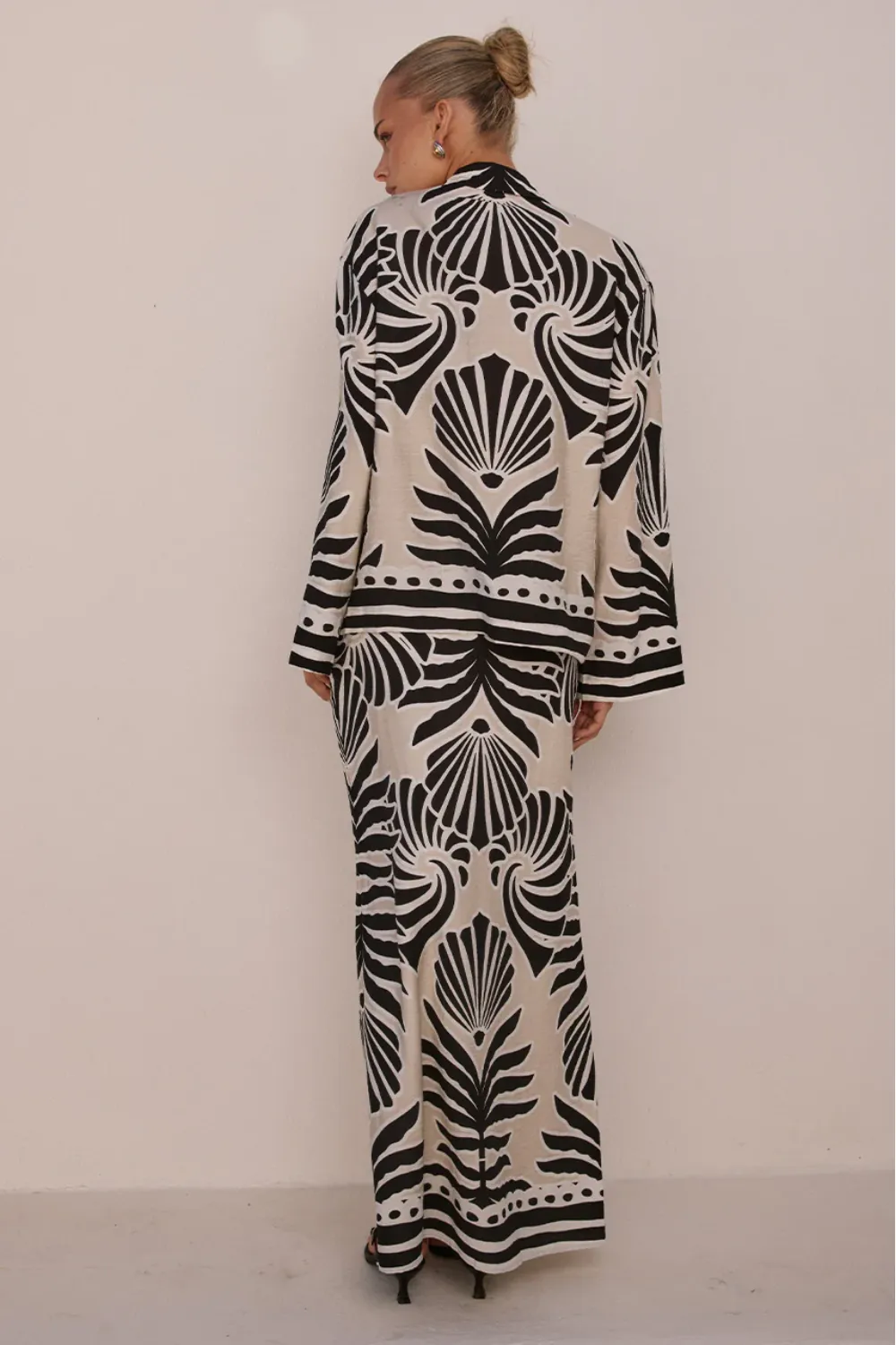 Clementine Sleeved Top Brodie Sand sold by Sand Dollar product image thumbnail 5