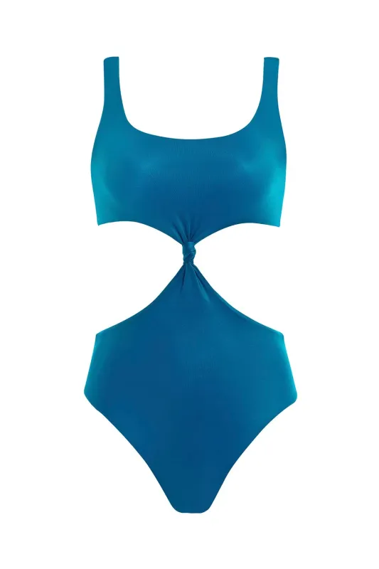 Kasie Nettuno One Piece made by Agua Bendita