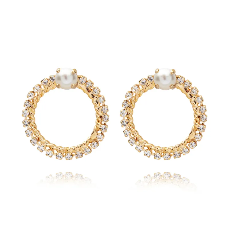One Love Earrings Crystal Pearl made by Sand Dollar