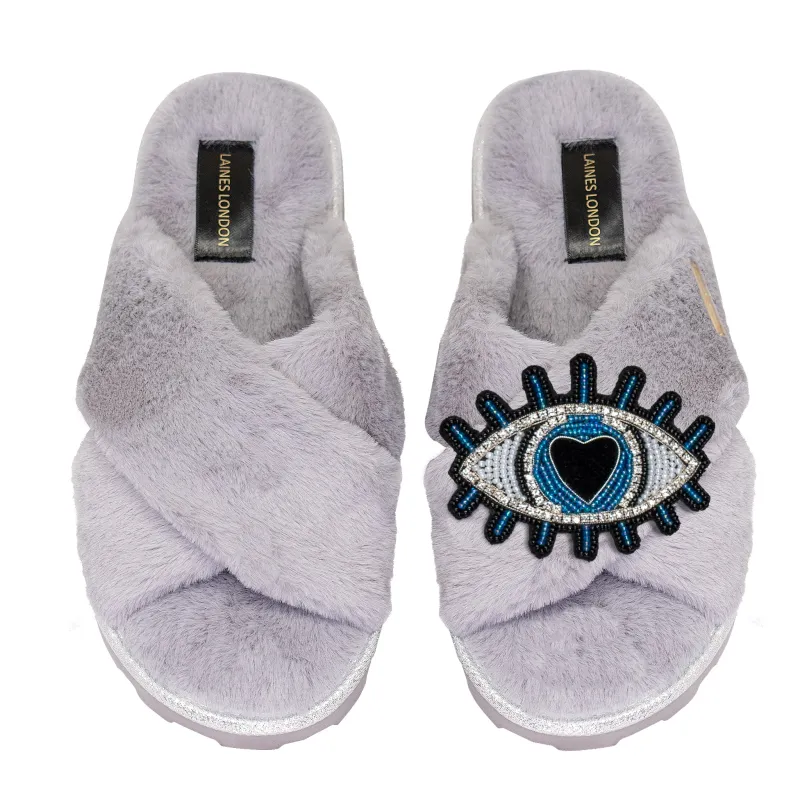 Blue Heart Eye Chic Slider Grey made by Sand Dollar