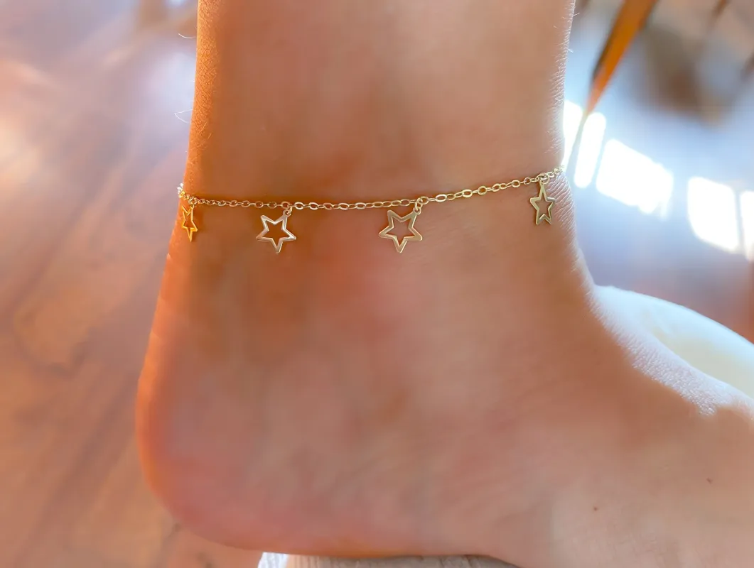 18KT Gold Stars Anklet made by Sand Dollar