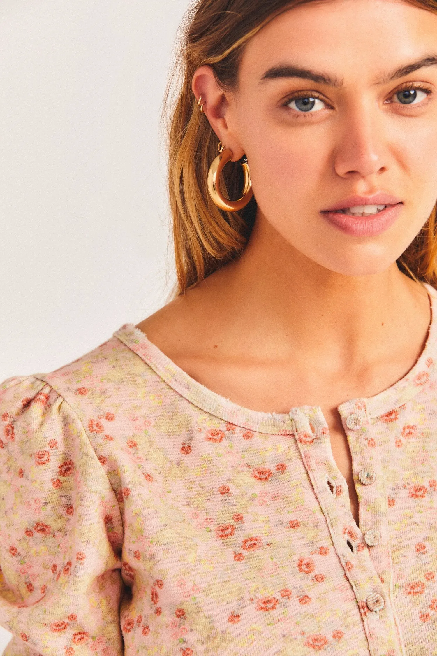 Jonah Cropped Cardigan Rose Quartz sold by Sand Dollar product image thumbnail 2